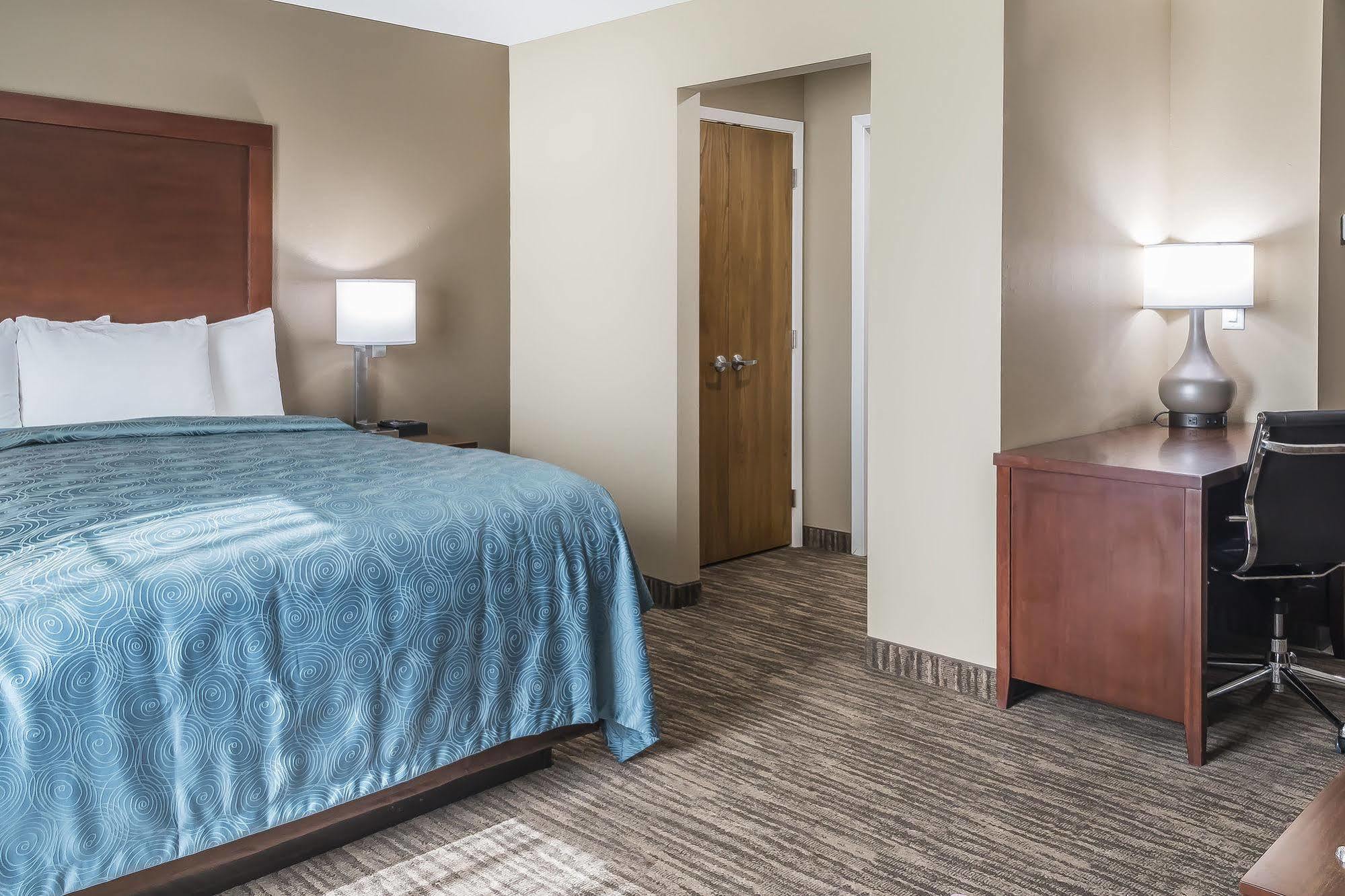Mainstay Suites אדינבורג מראה חיצוני תמונה