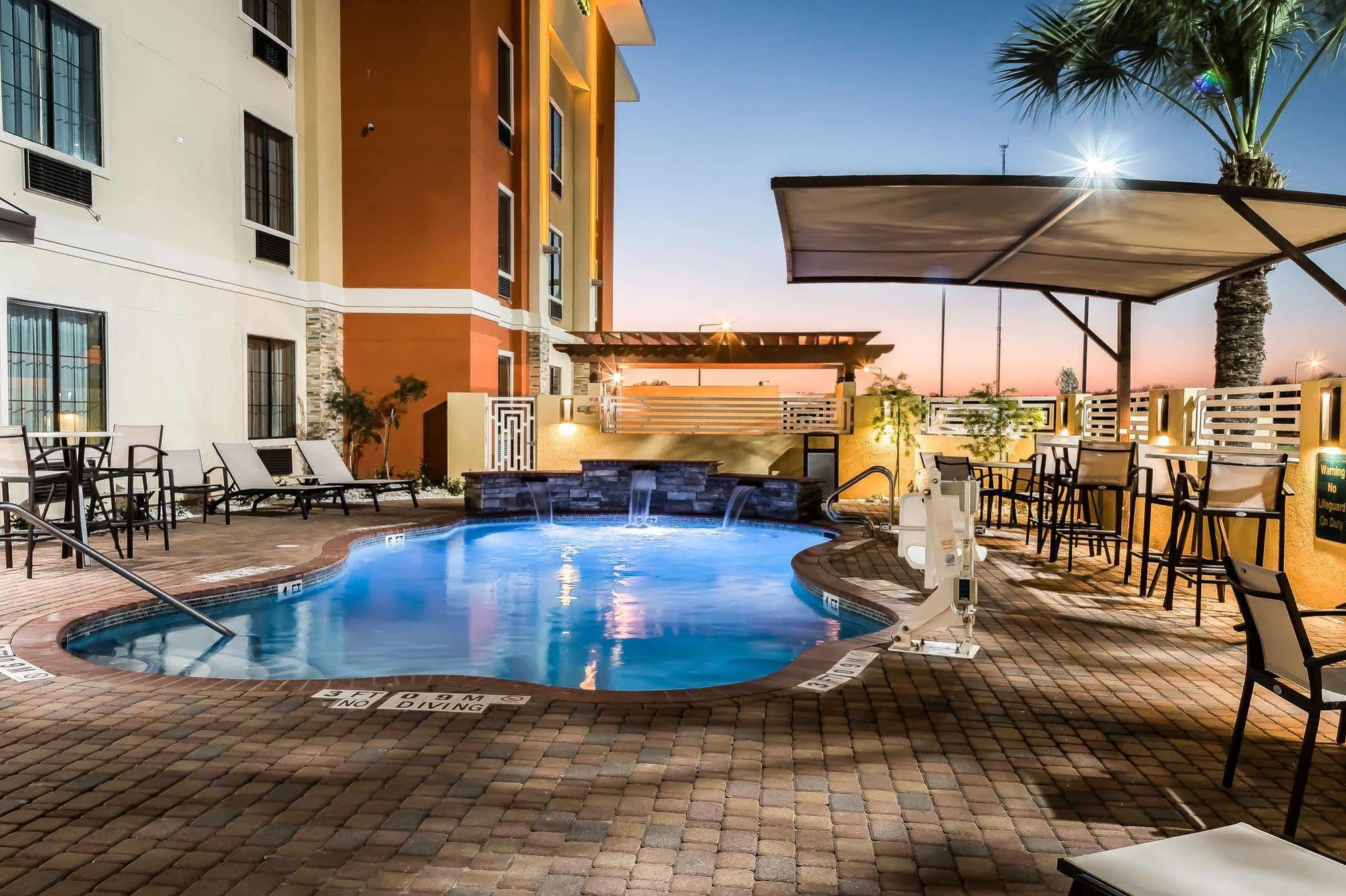 Mainstay Suites אדינבורג מראה חיצוני תמונה